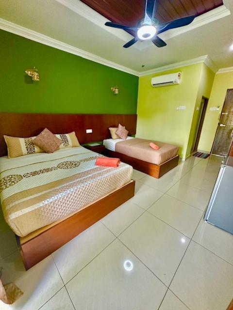 Norshah Village Resort Pantai Cenang  Exteriér fotografie